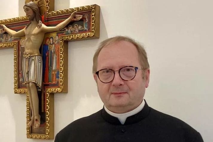 Ex sacerdote anglicano ordinato vescovo cattolico