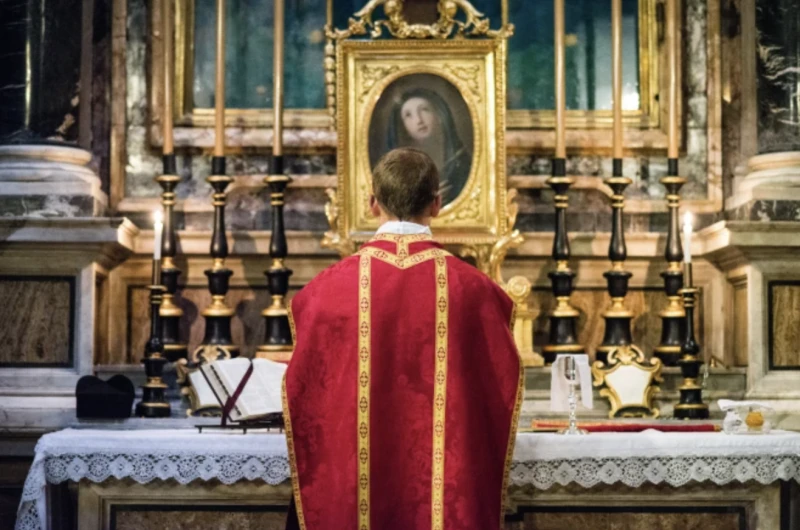 أبرشية ديترويت تعلن عن الكنائس التي ستواصل القداس اللاتيني التقليدي أبرشية ديترويت تعلن عن الكنائس التي ستواصل القداس اللاتيني التقليدي