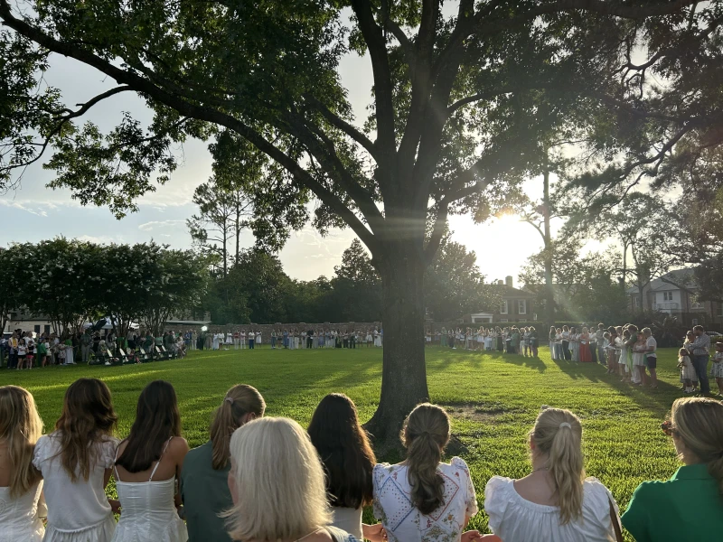 La recuperación continúa 1 mes después de las inundaciones mortales en Texas Hill Country La recuperación continúa 1 mes después de las inundaciones mortales en Texas Hill Country