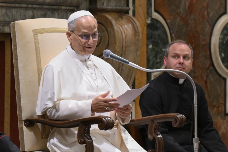 教皇レオ14世は司祭に「岩」の上に堅固なカトリックの形成を構築するための3つのヒントを与えます