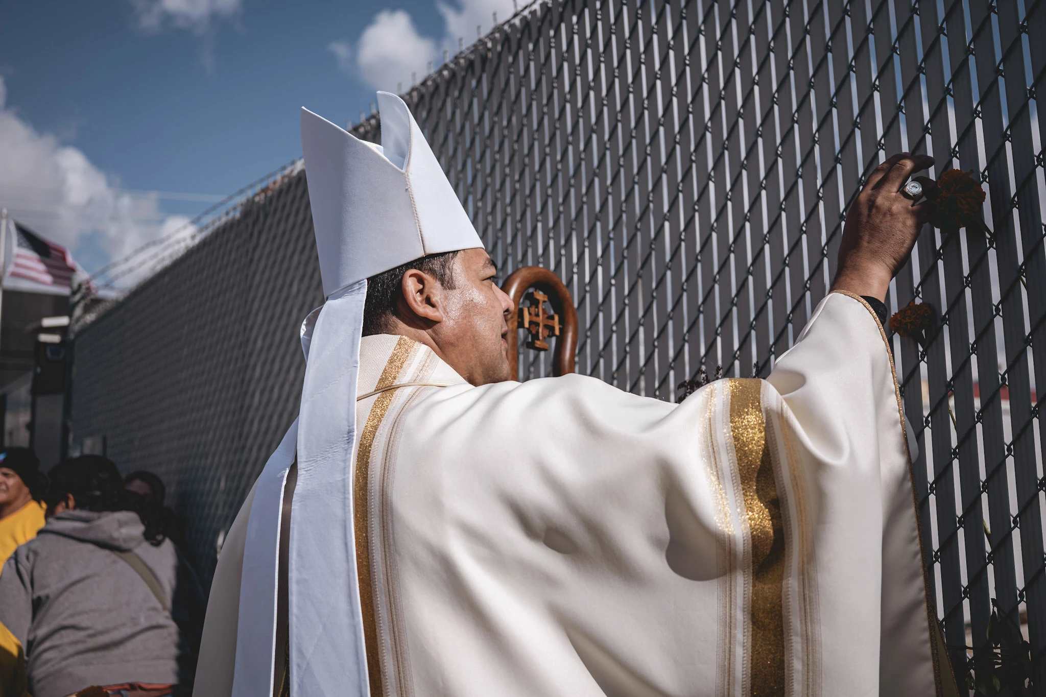 L'ICE doit autoriser la communion et la distribution des cendres dans un centre de détention de l'Illinois, selon un juge